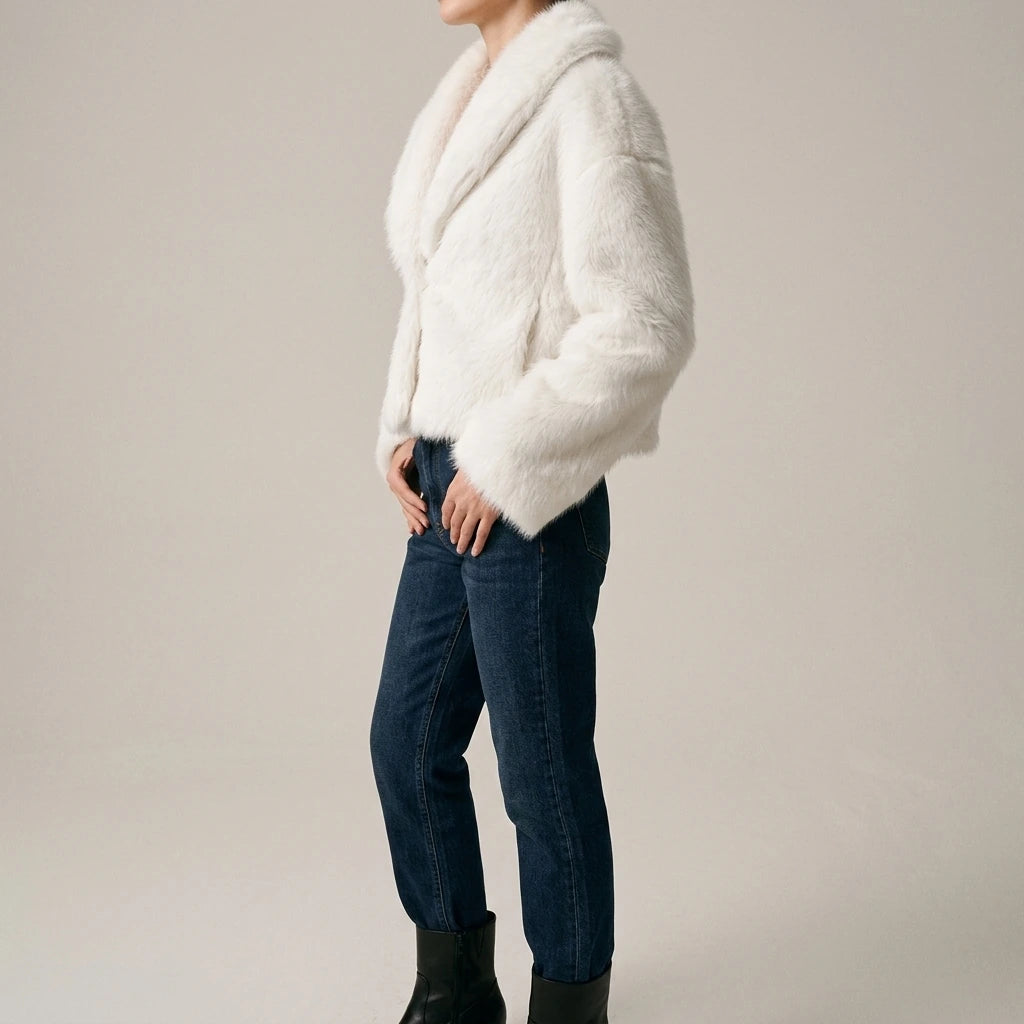 Street faux fur coat for autumn — lifestyle