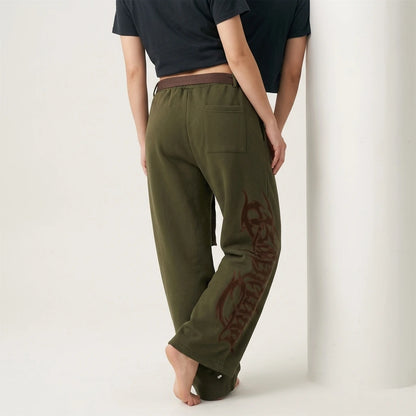 fleece-lined sweatpants — lifestyle