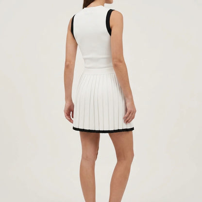 Knitted mini dress fashionable round neck pleated A-line dress — lifestyle