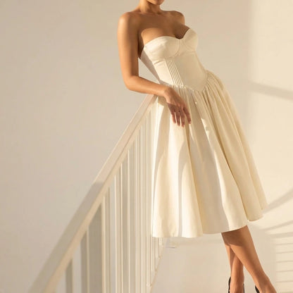Sexy strapless dress for women in summer — lifestyle
