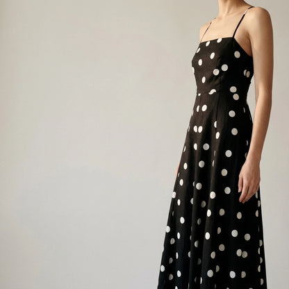 Classic polka dot neck dress for summer — lifestyle