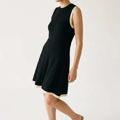 Knitted mini dress fashionable round neck pleated A-line dress — lifestyle