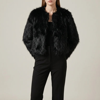 Street faux fur coat for winter — lifestyle